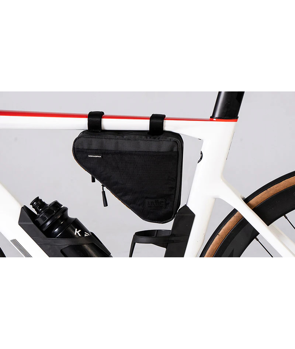 Borsello tubo orizzontale (sotto) Touring Z (1,7 L) nero - onyx