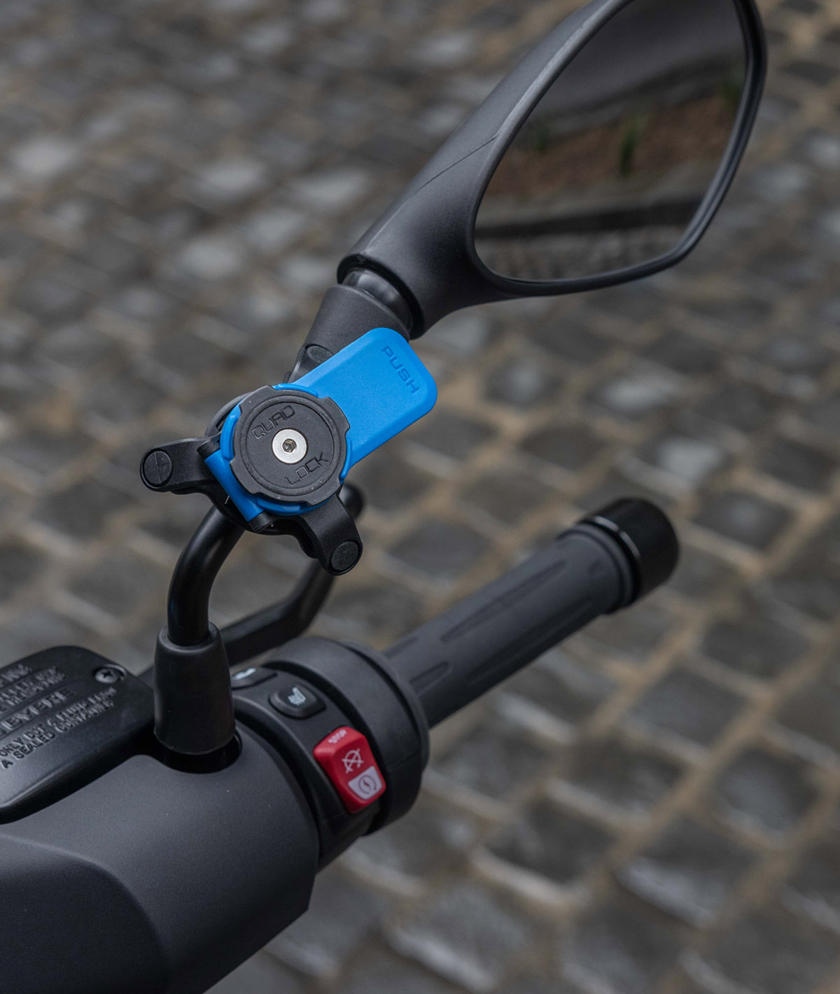 Supporto per specchietto motocicletta Quad Lock