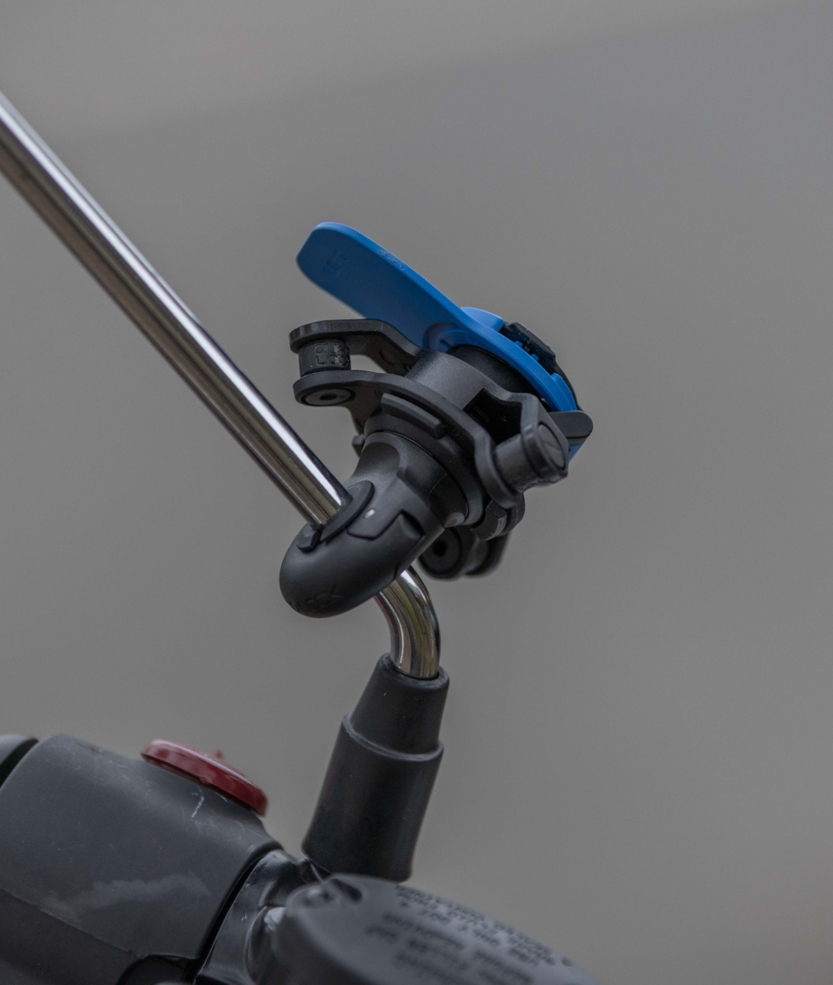 Supporto per specchietto motocicletta Quad Lock