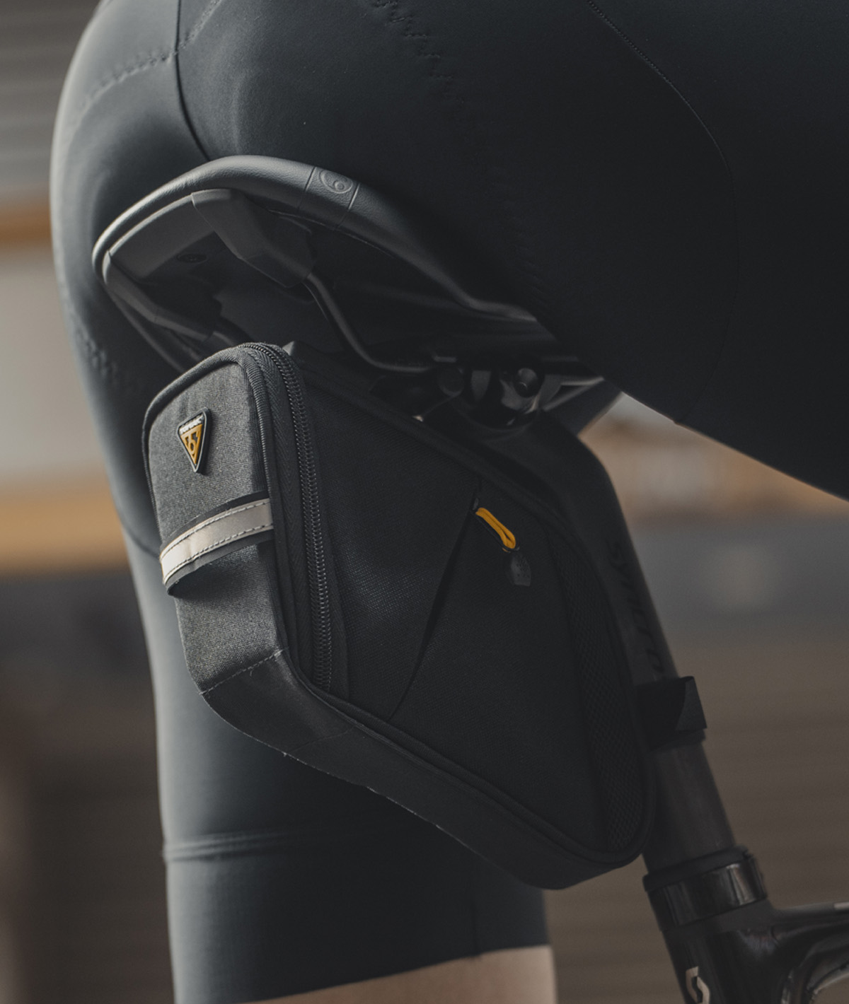 Borsello sottosella Aero Wedge Pack DX medium (0,5l) con attacco f25 QuickClick