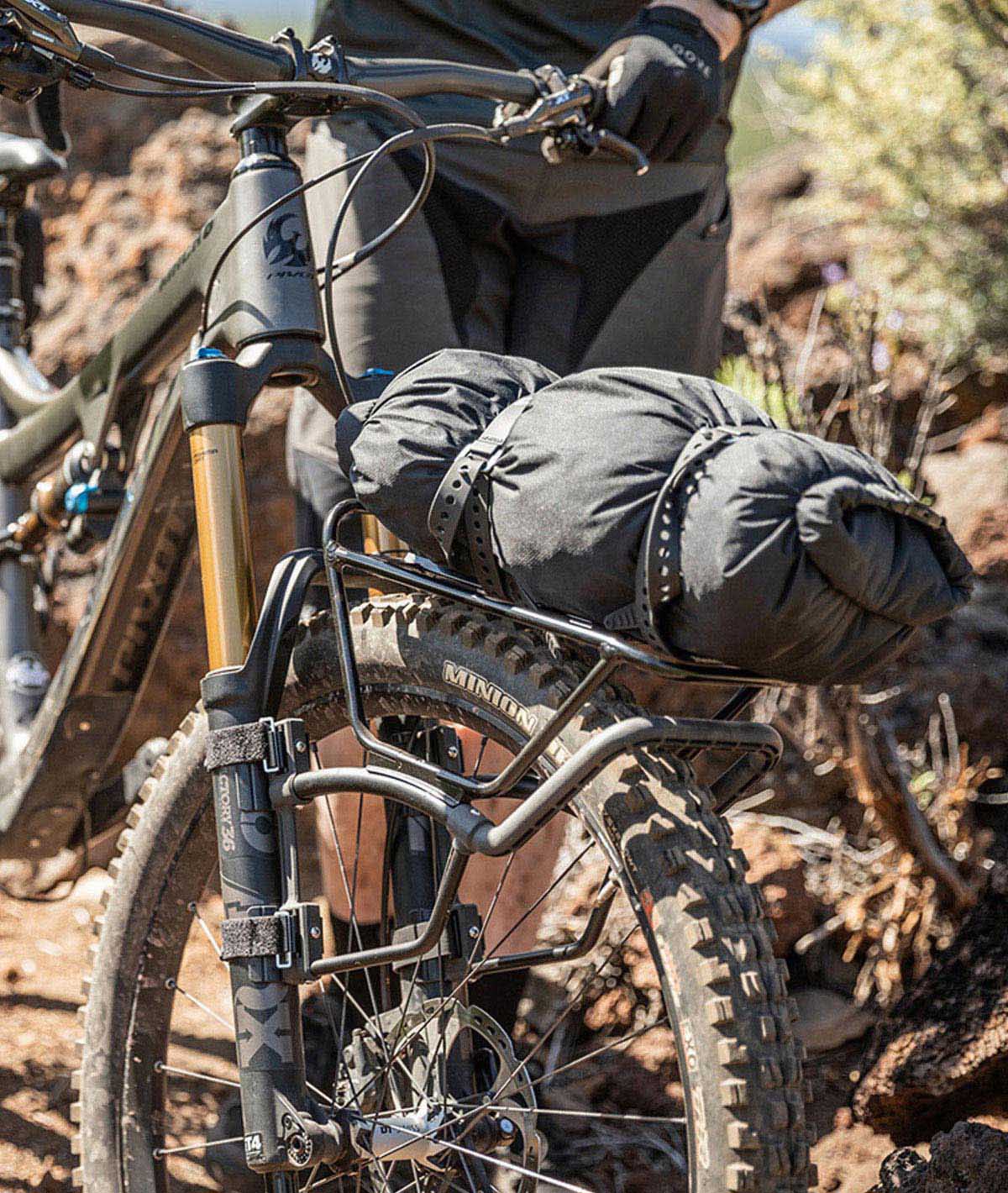 Portapacchi anteriore TetraRack M1 con sistema QuickTrack
