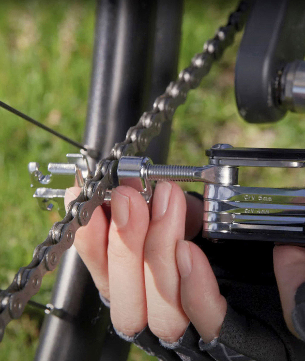 Chiave multiuso Mini P20 (20 funzioni) nera con custodia