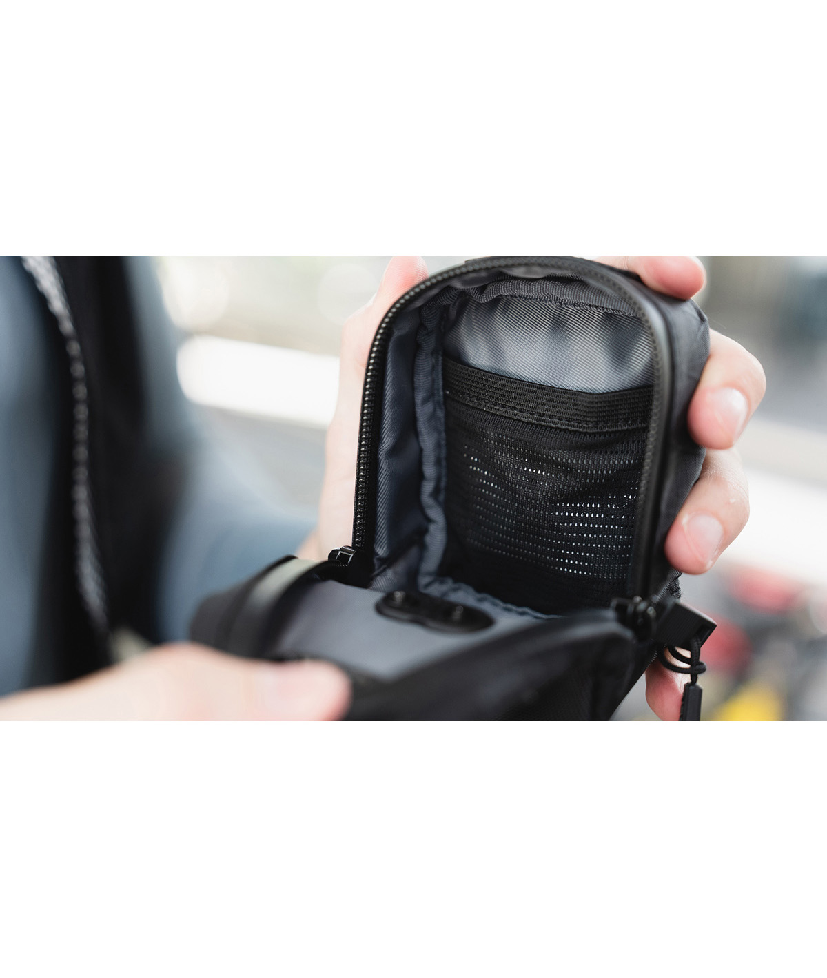 Borsello sottosella RADTAIL GTS MAG (0,5L) nero - Onyx