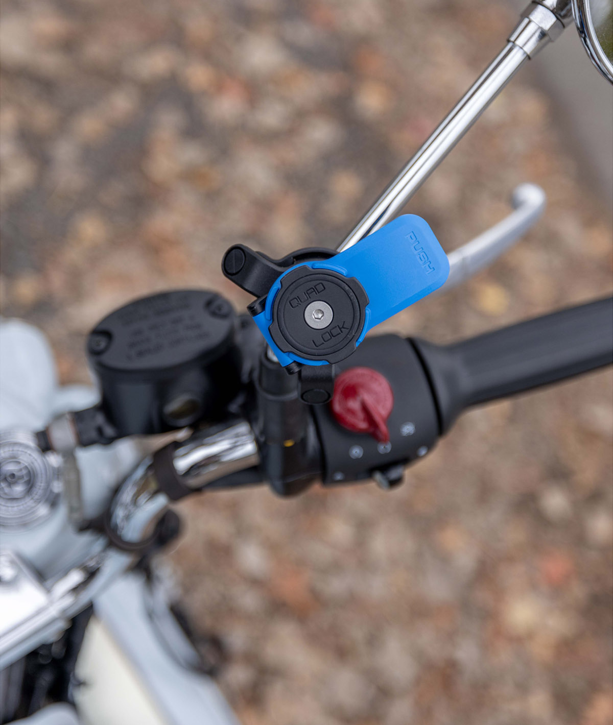 Supporto per specchietto motocicletta Quad Lock thumbnail
