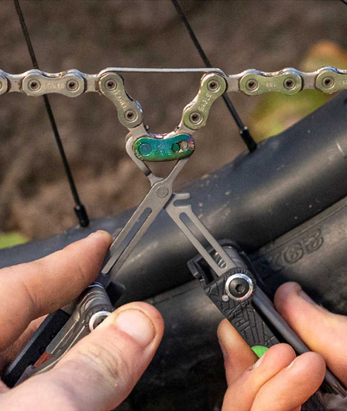 Chiave multiuso Alien X (37 funzioni) con custodia thumbnail